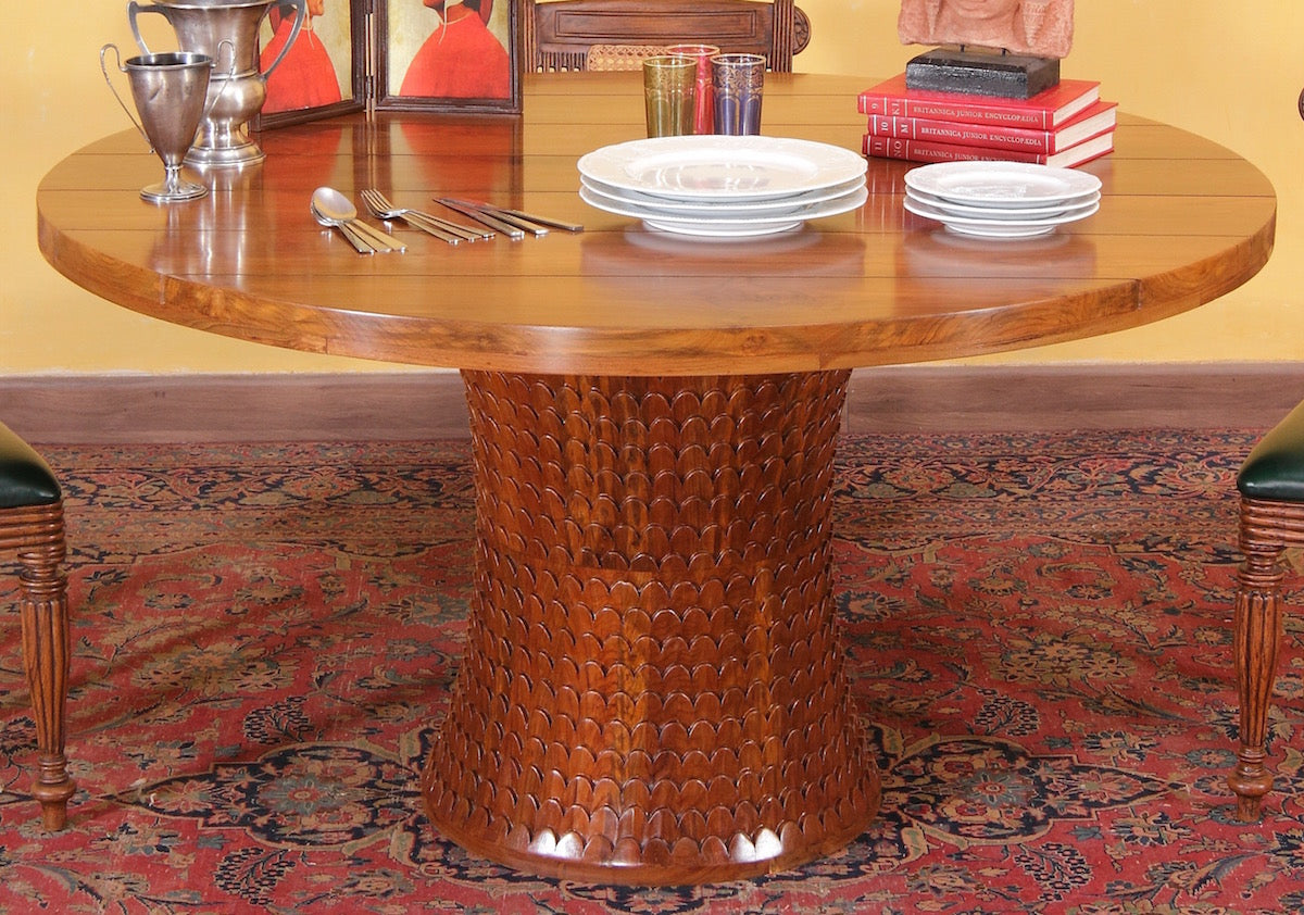Harford Fish Scale Dining Table