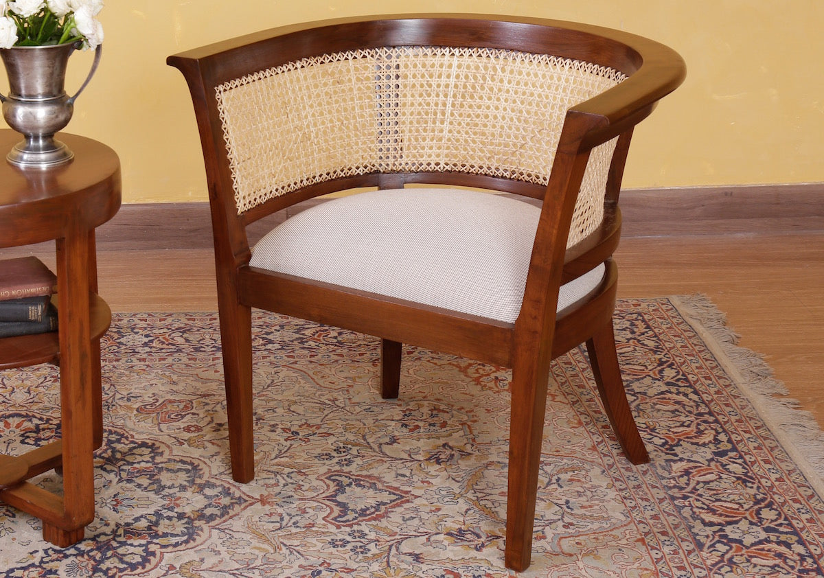 Rodrigo Chair