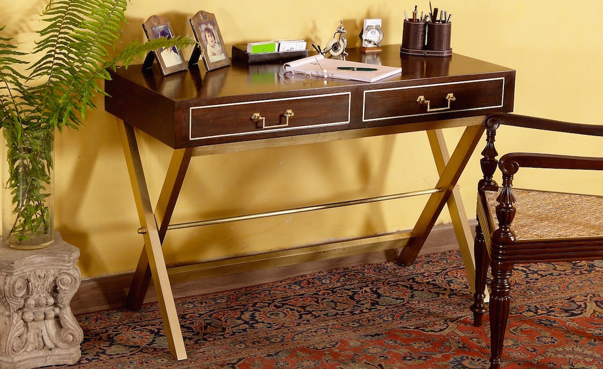 Peers Desk