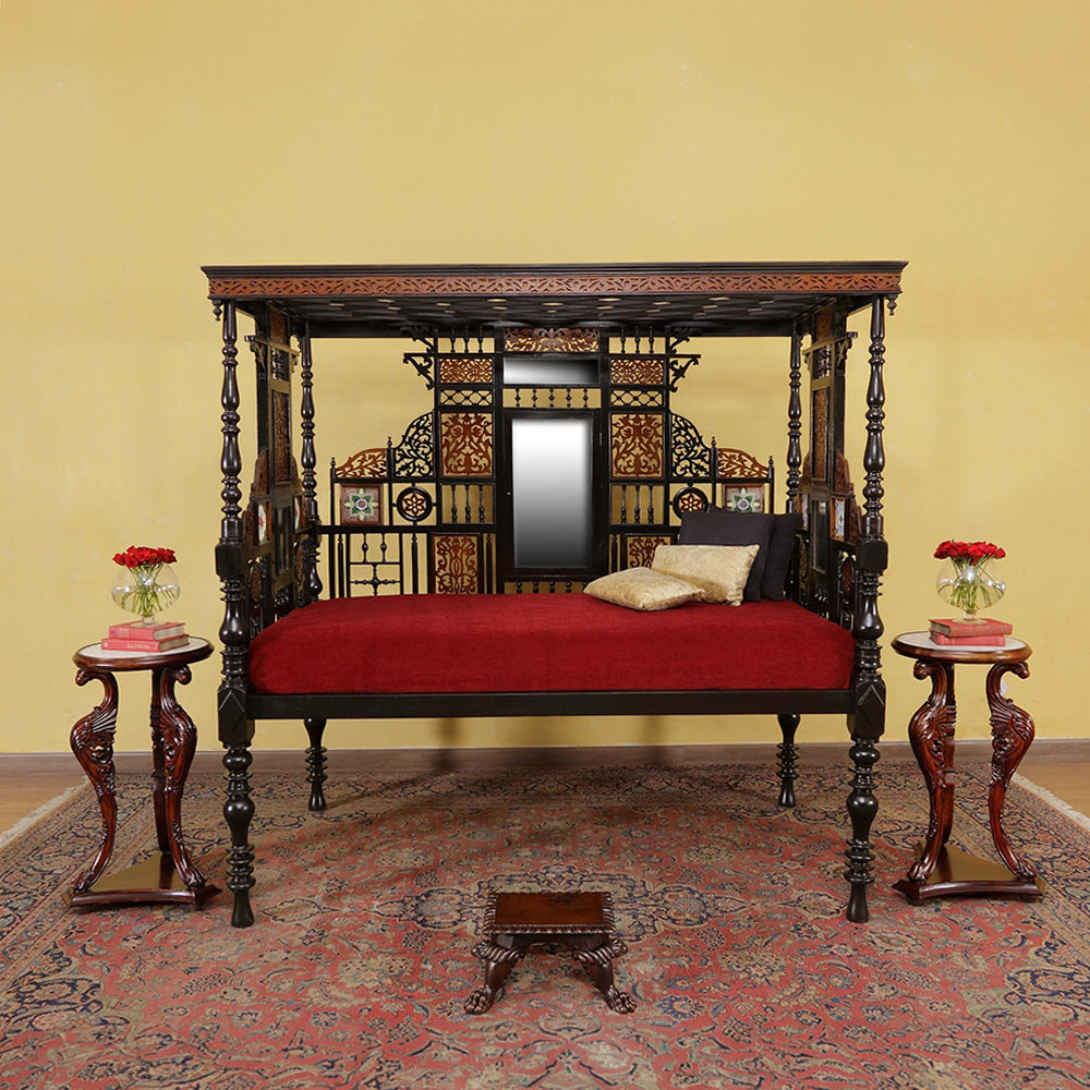 Bulwer Antique Day Bed