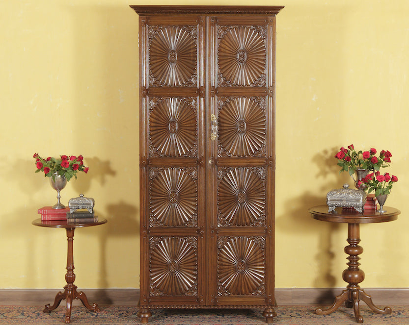 Monck Armoire