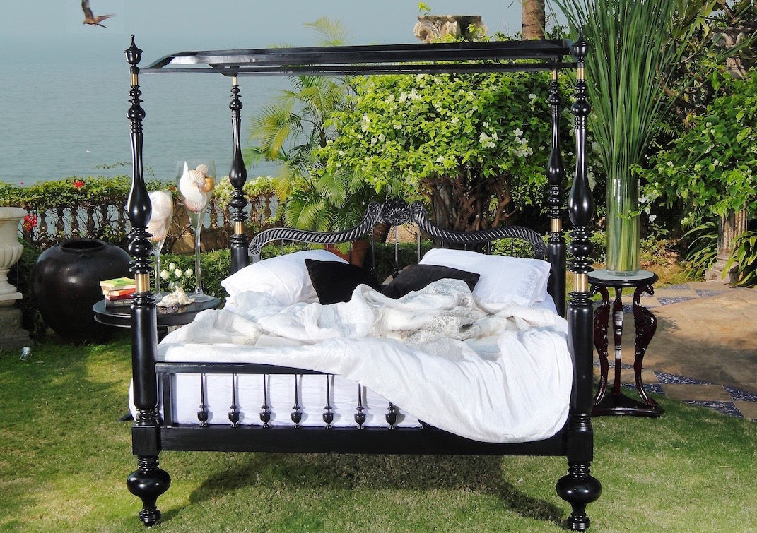 Van Goens Four Poster Bed