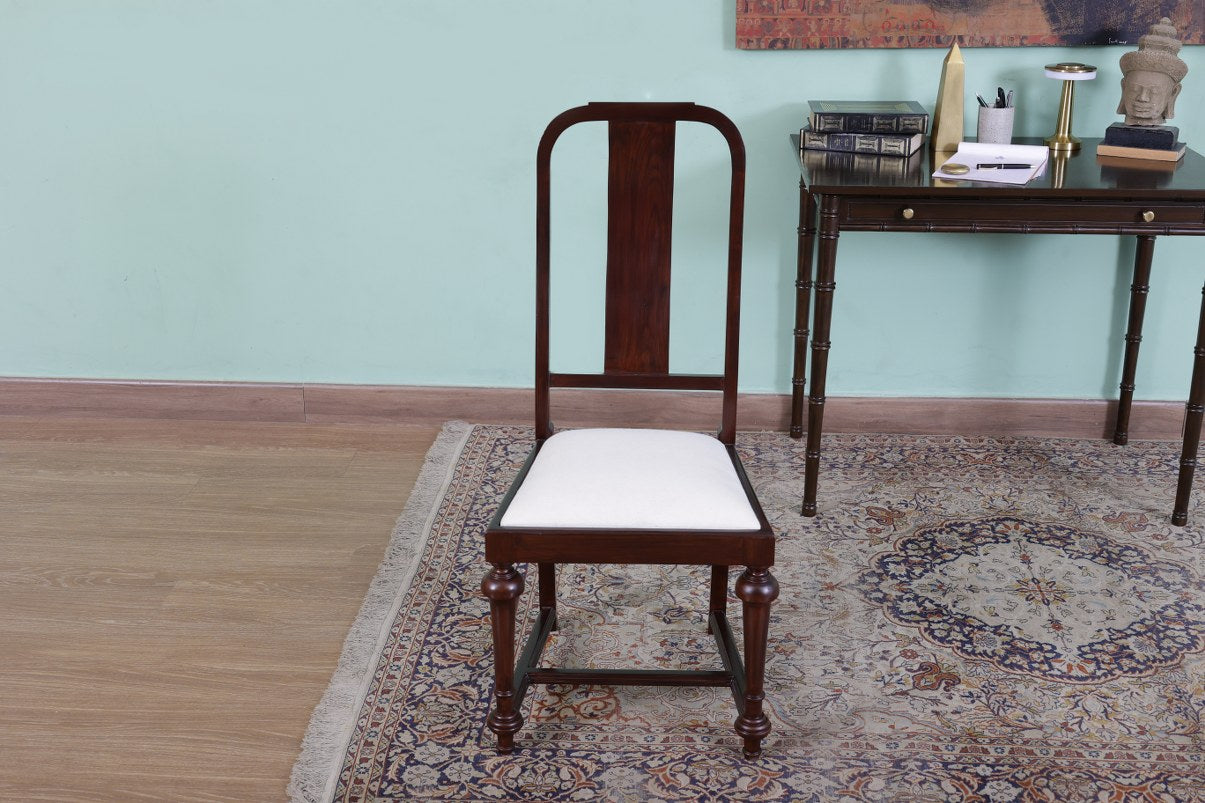 Qualberg Chair