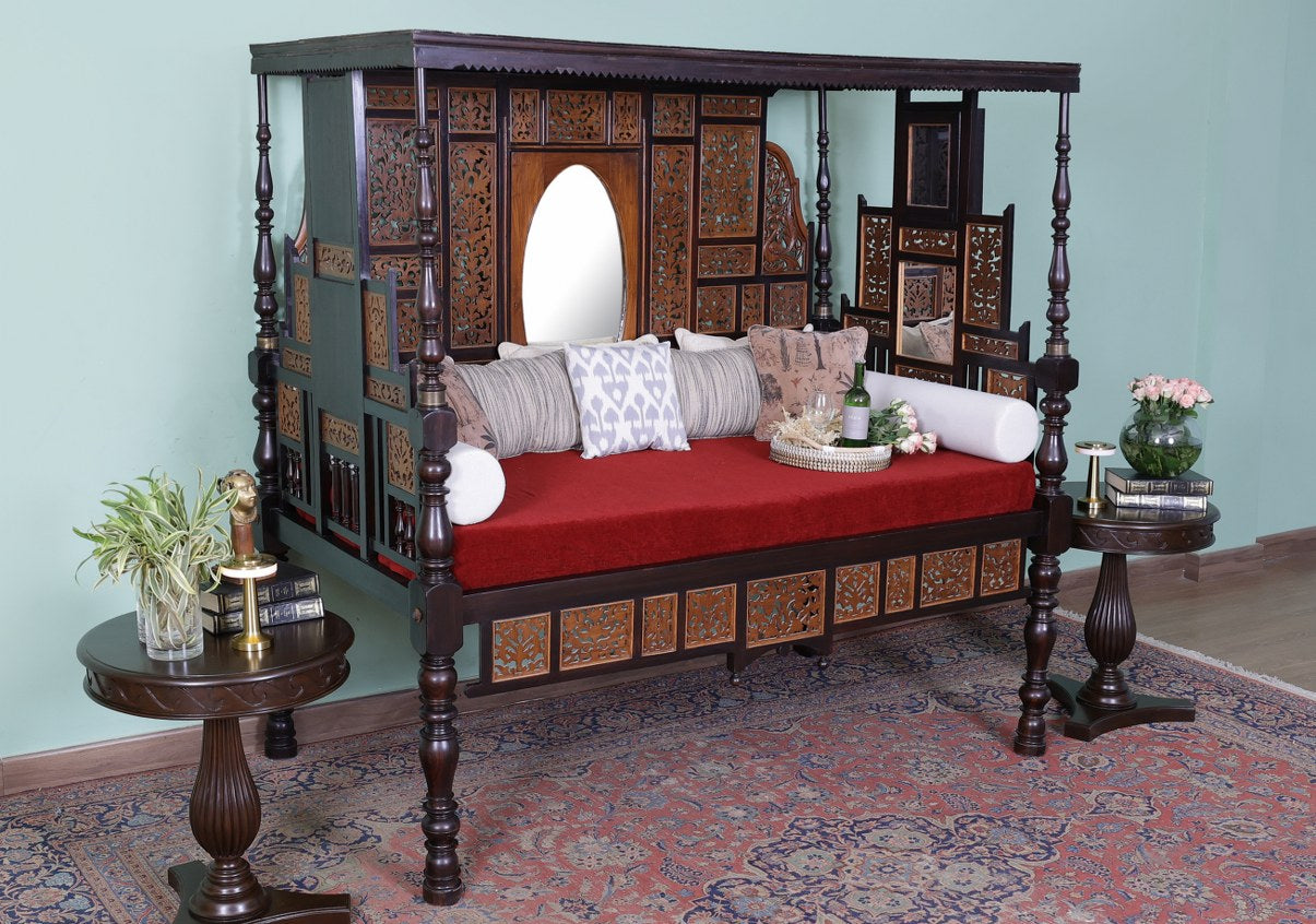 Scobell Antique Day Bed