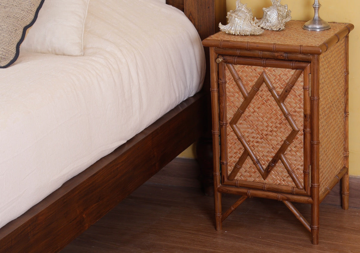 Antonio Nightstand