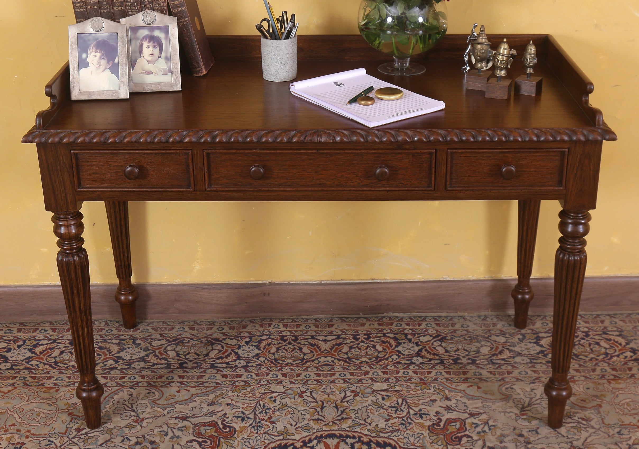 Hutton Desk