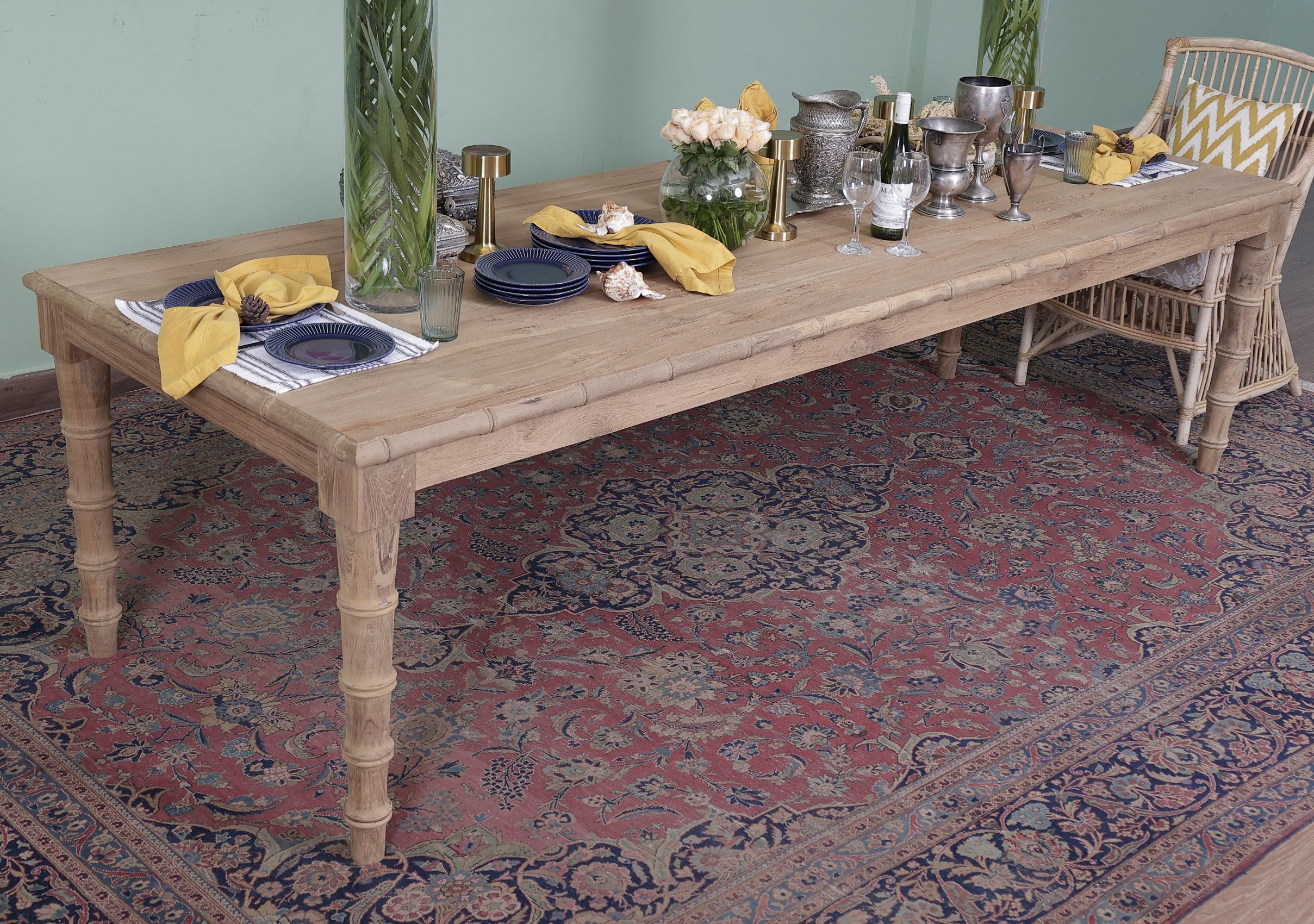 Finch Dining Table