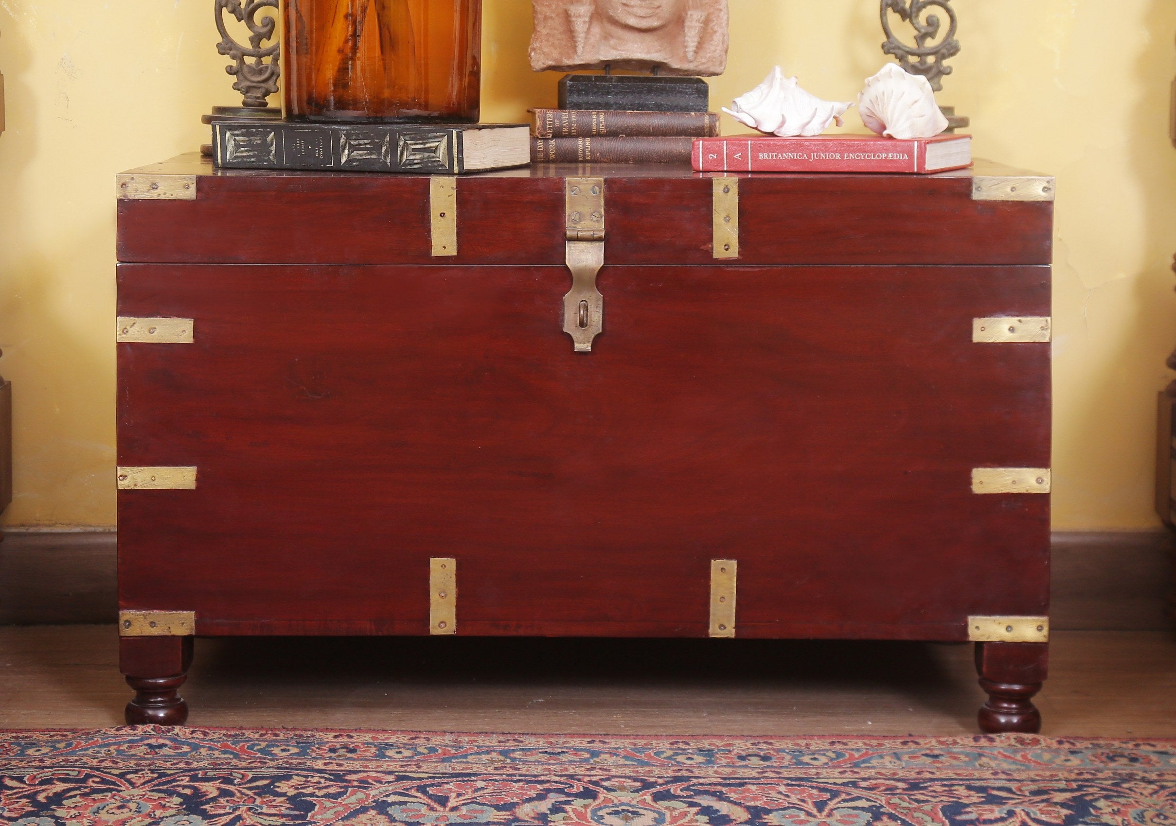 Luna Antique Chest