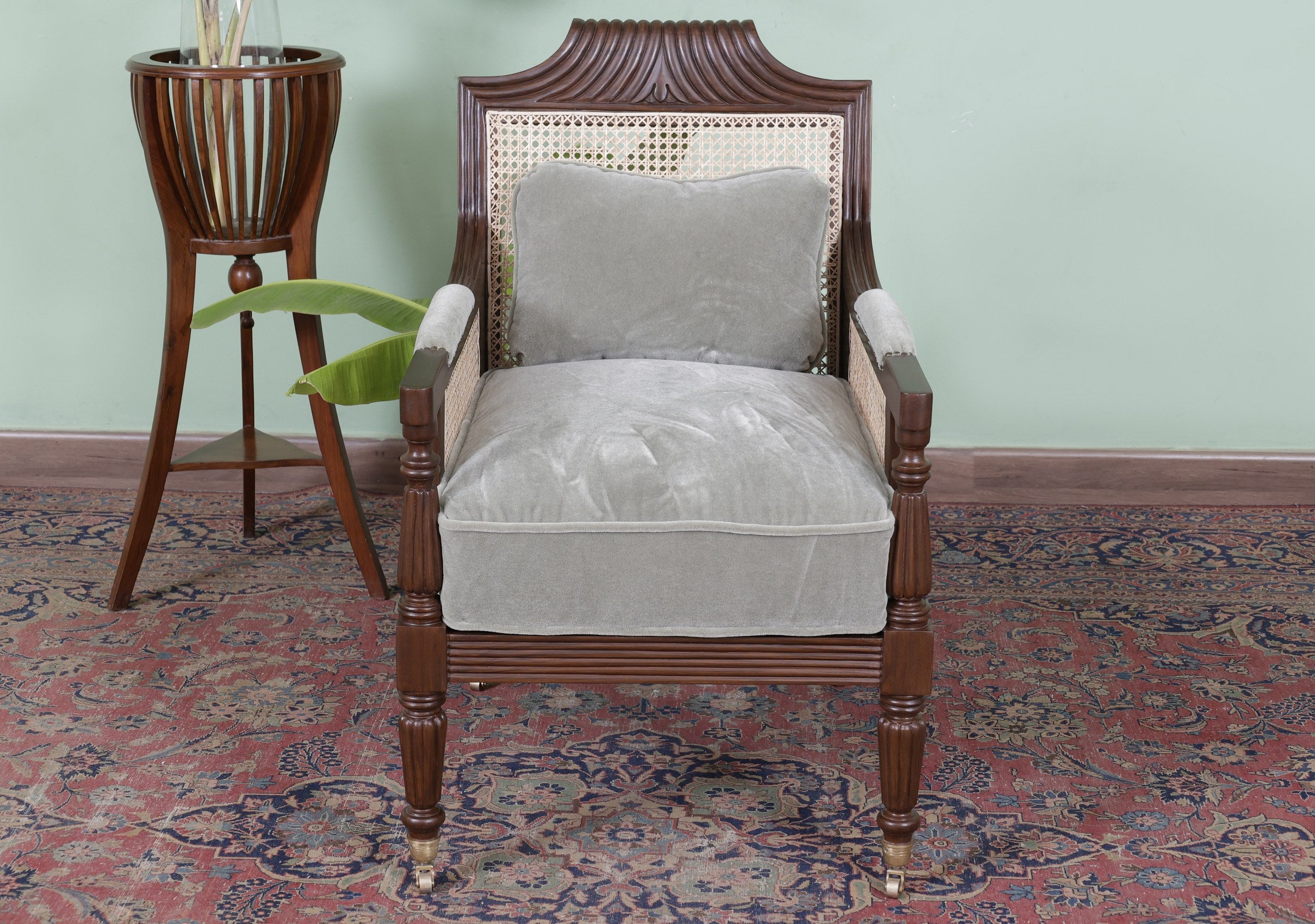 Nicolay Armchair