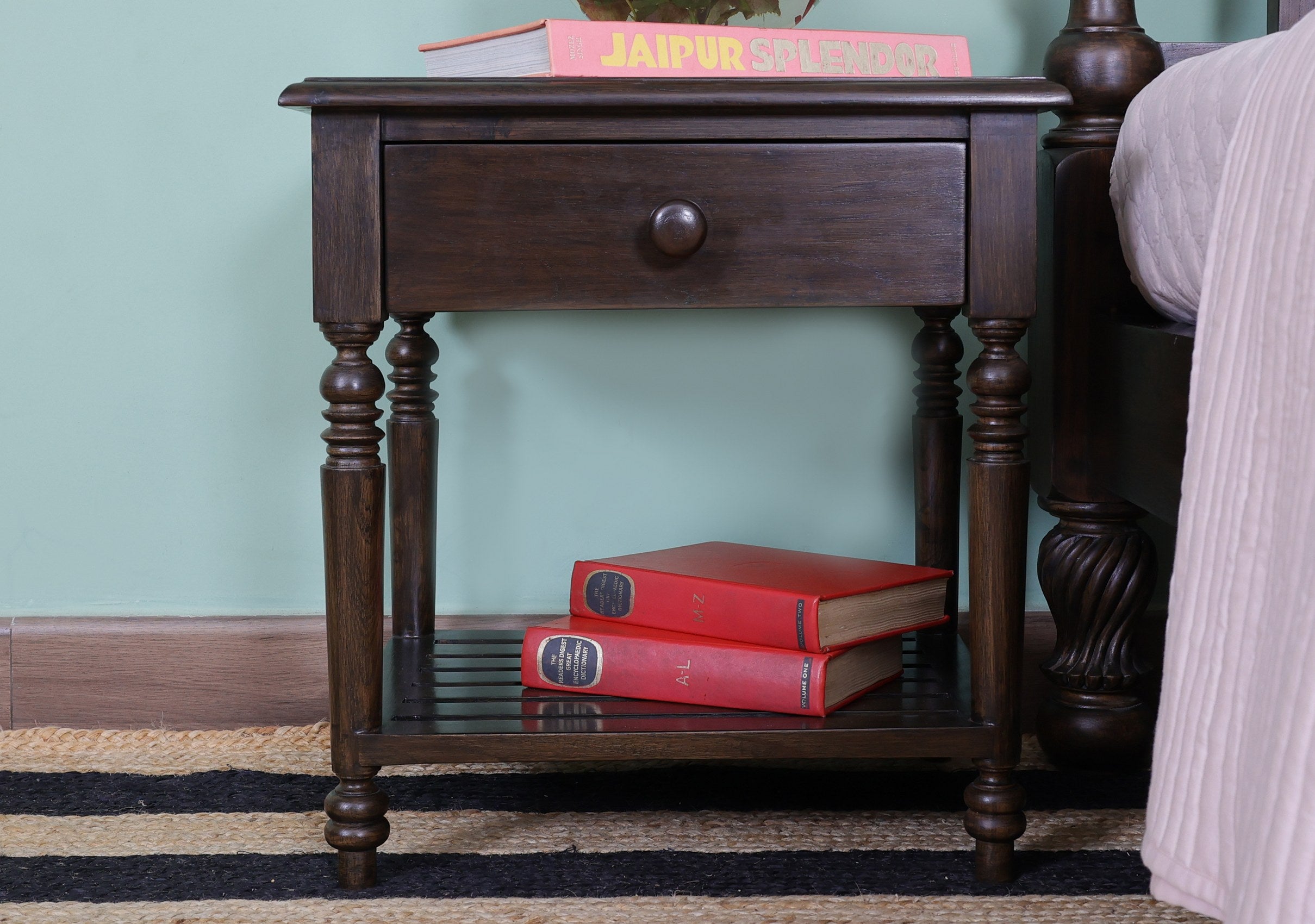 Estridge Nightstand