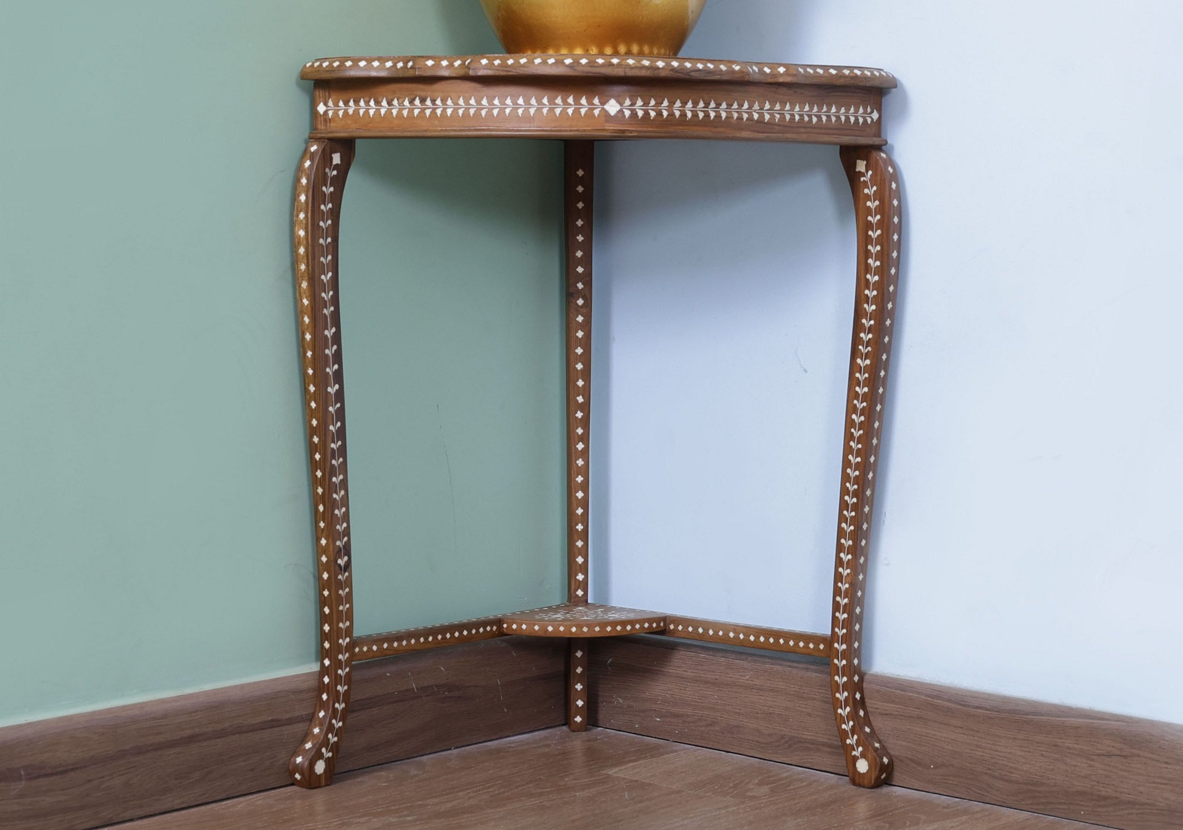 Pringel Console Table