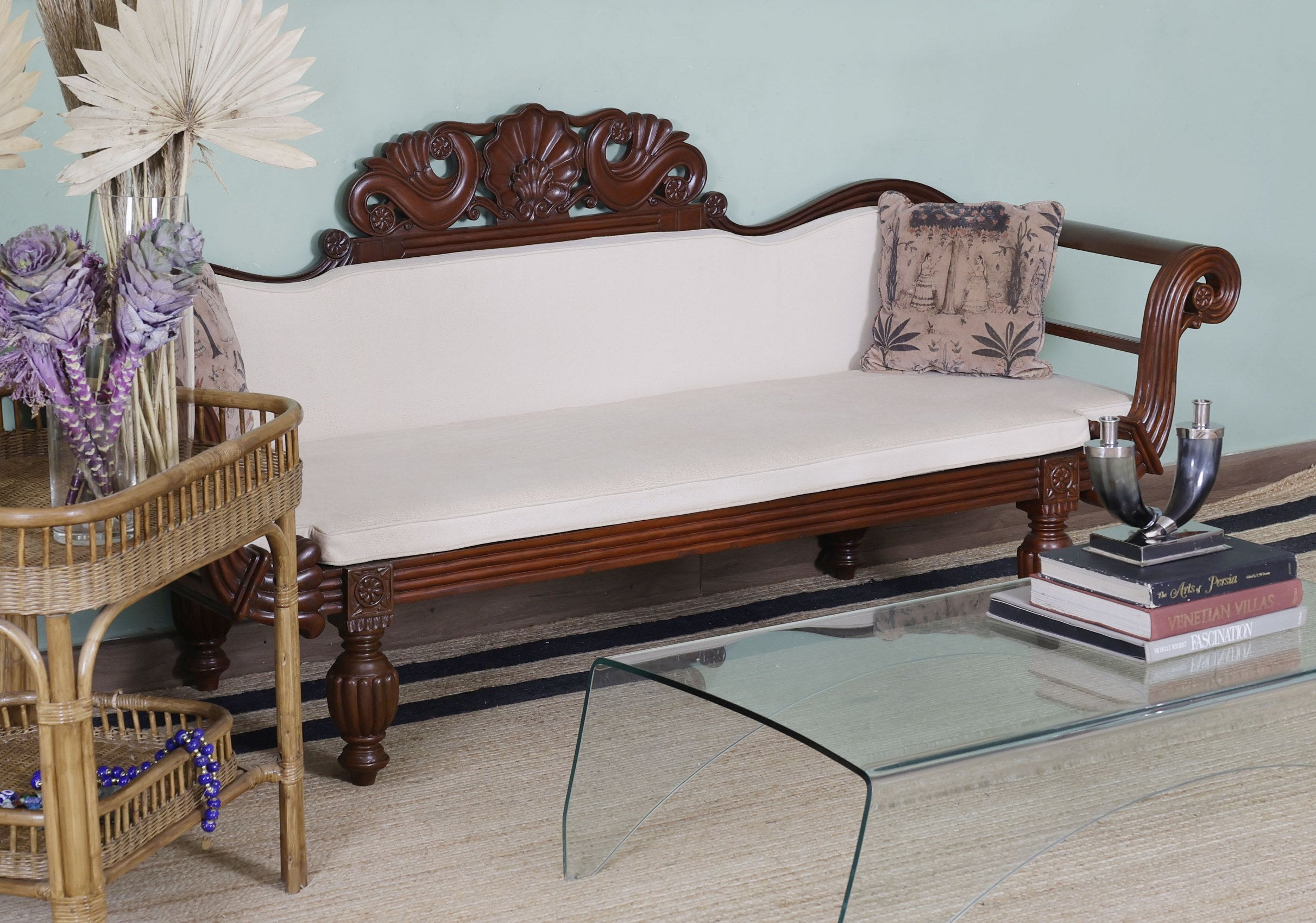 Tatham Divan