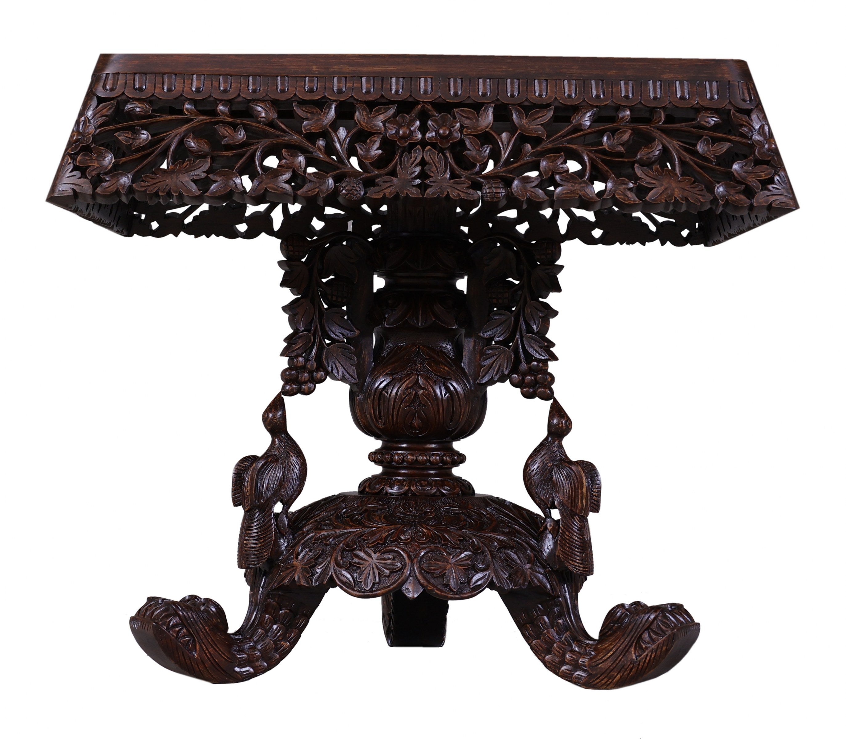 Bedingham Table