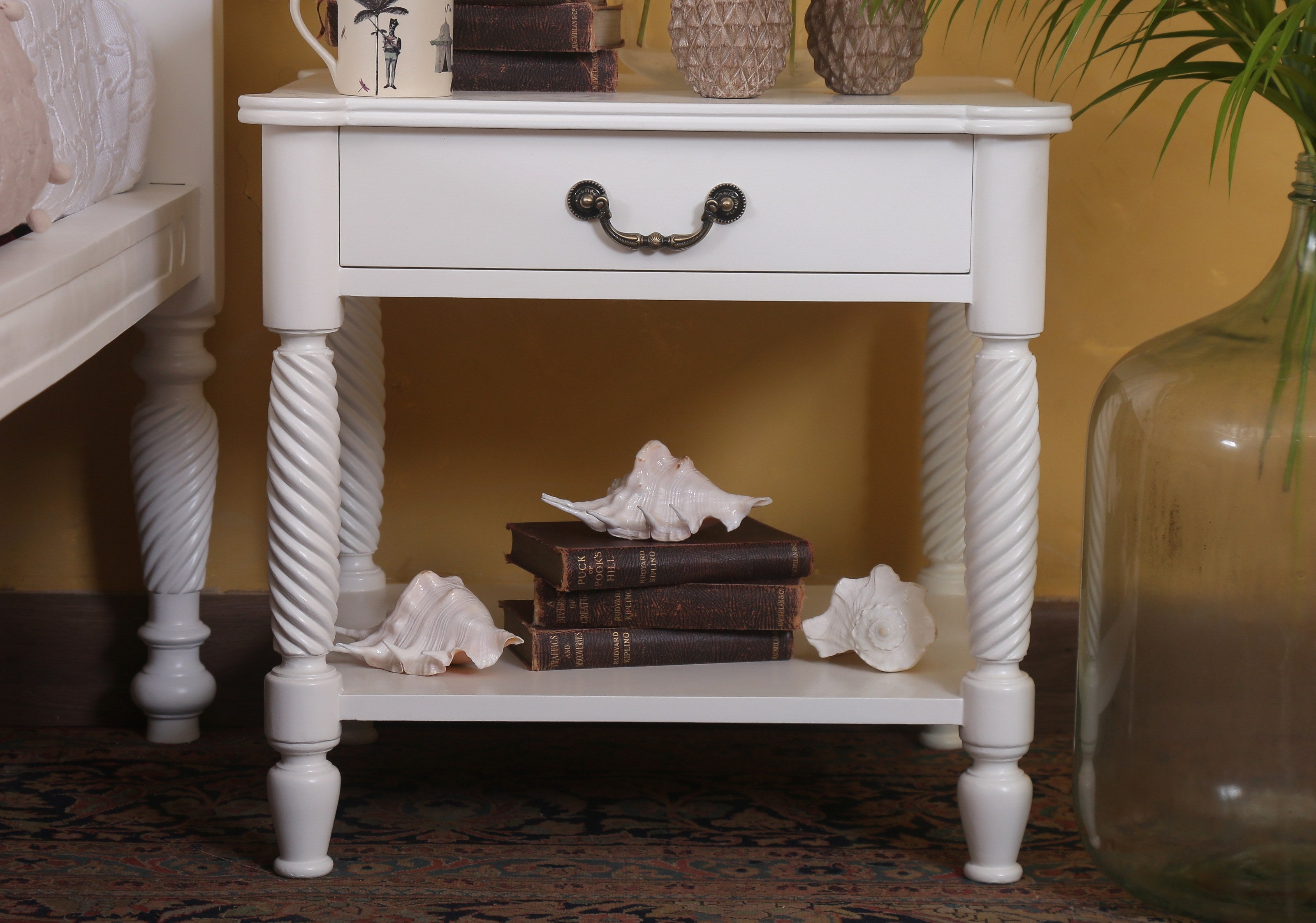 Humphrey Nightstand