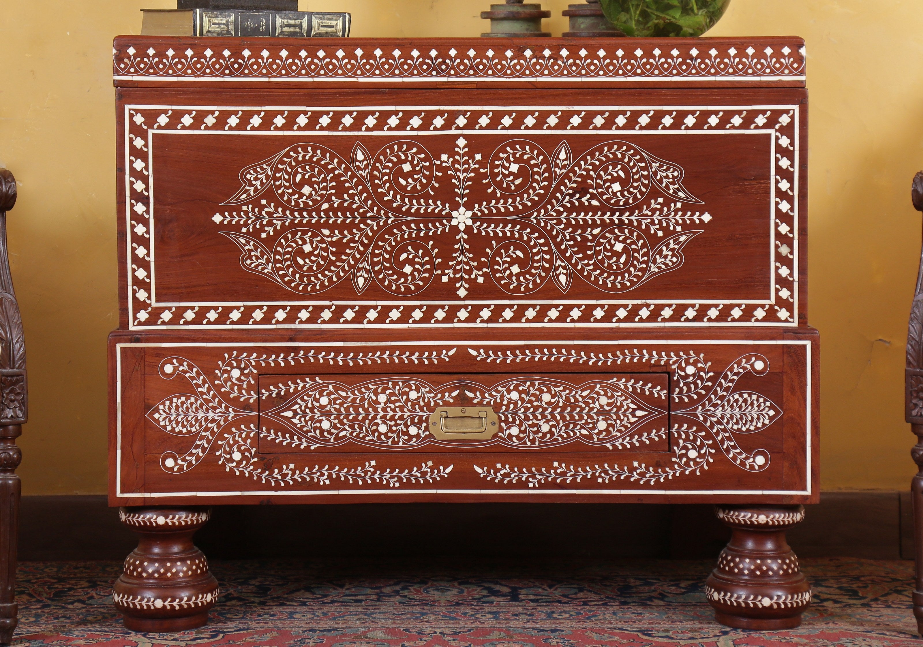 Tobin Antique Mahogany Chest