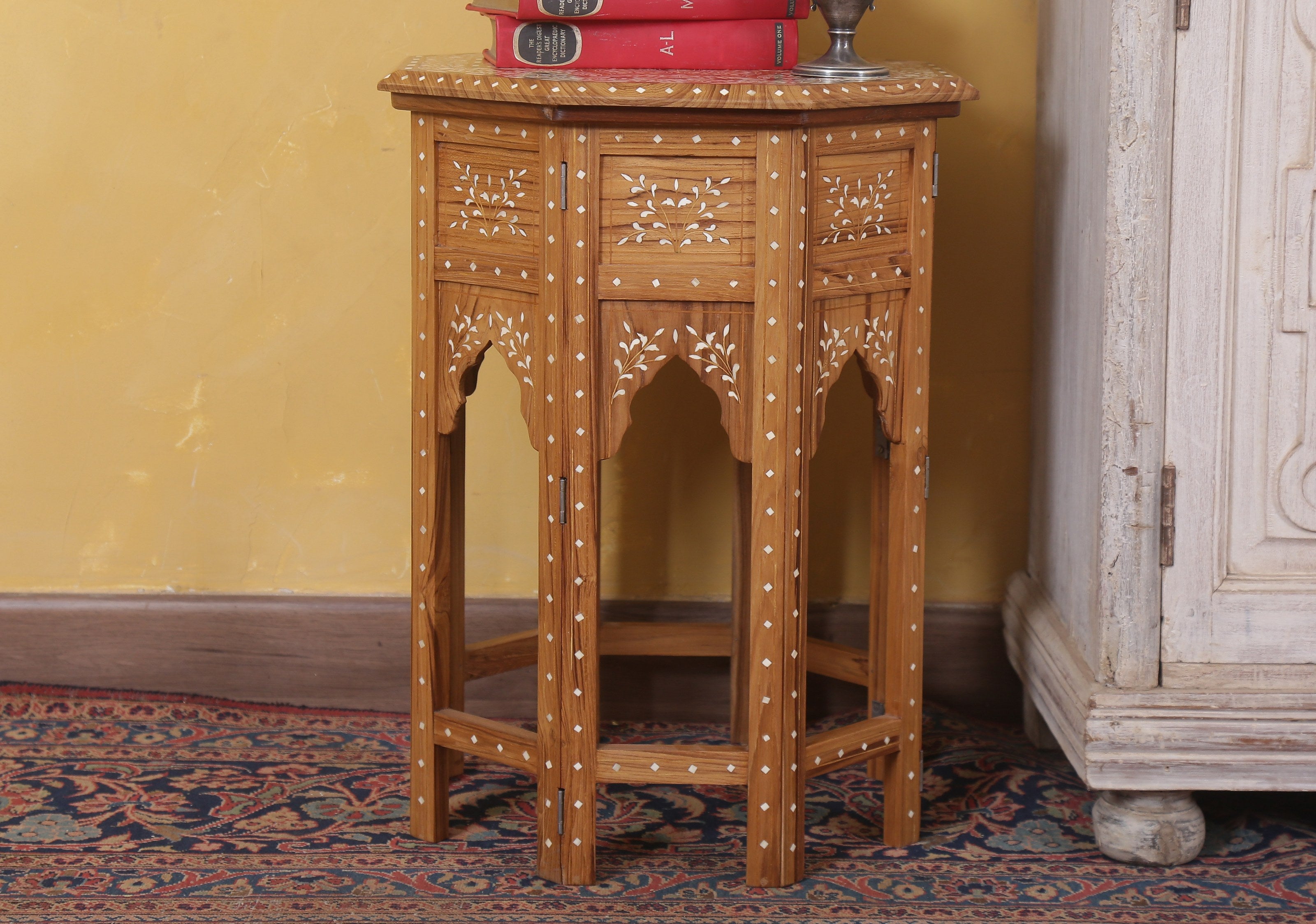 Simo Table