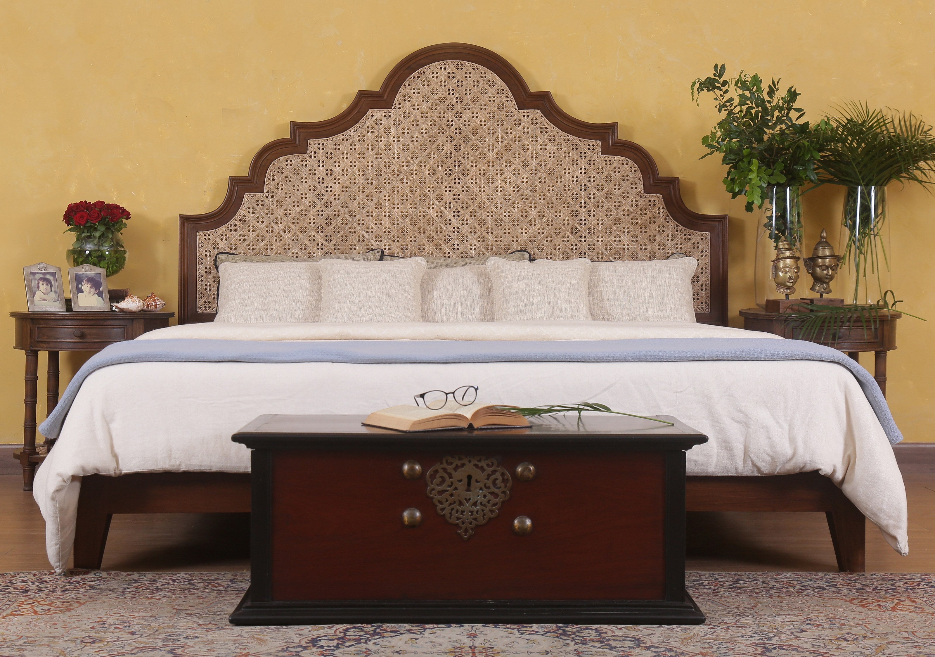 Seville Bed