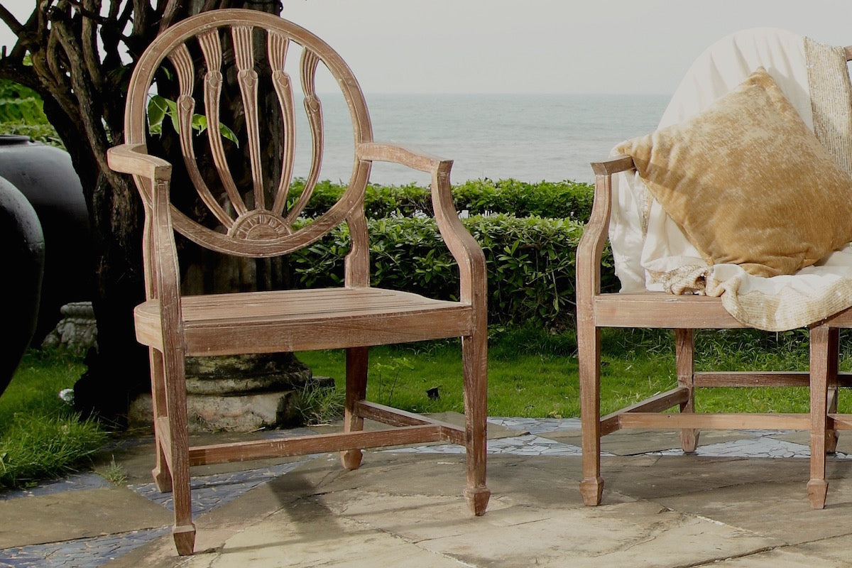 Thesiger Sofa Set
