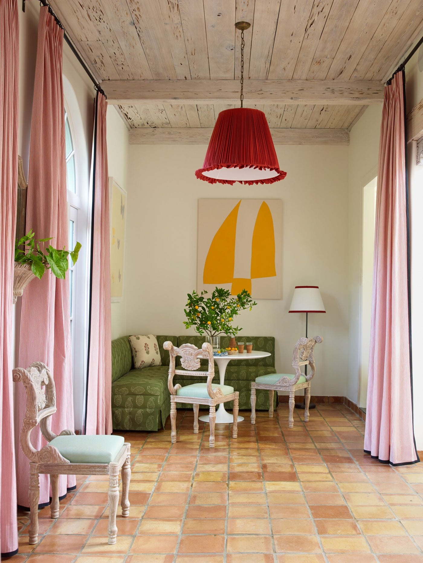 Crafting Bienstar: Hand-Carved Furniture for a Palm Beach Landmark