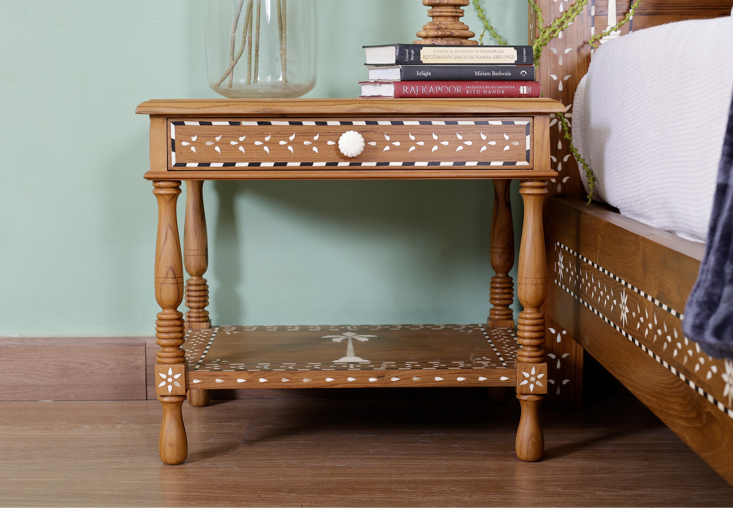 Hasling Nightstand