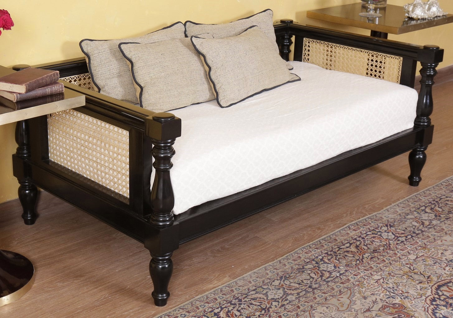 Weltden Day Bed
