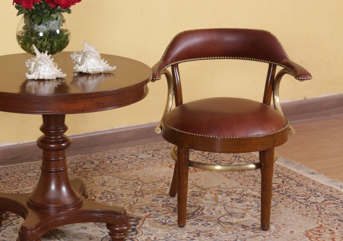 Leon Chair