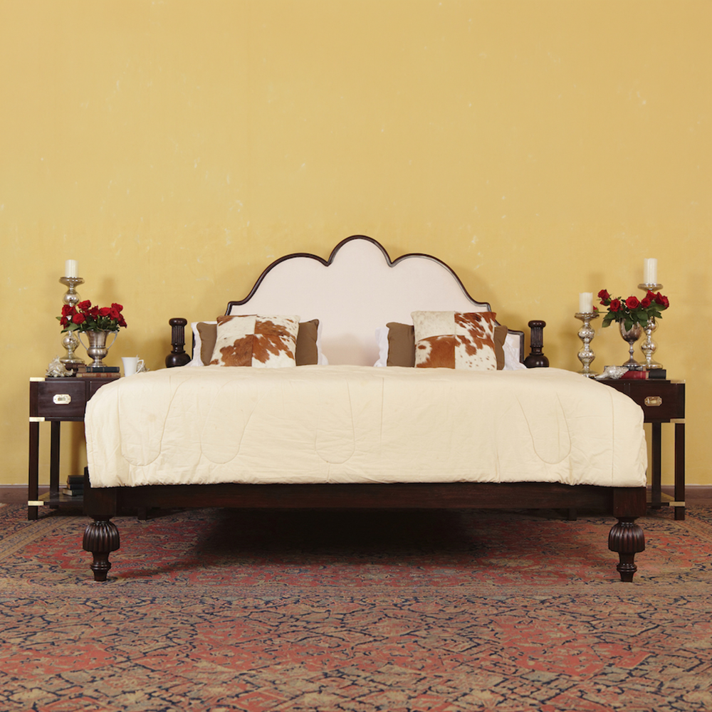 Gordon Bedside Table
