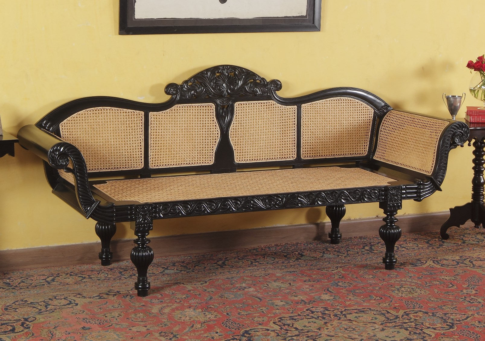Clementi Divan