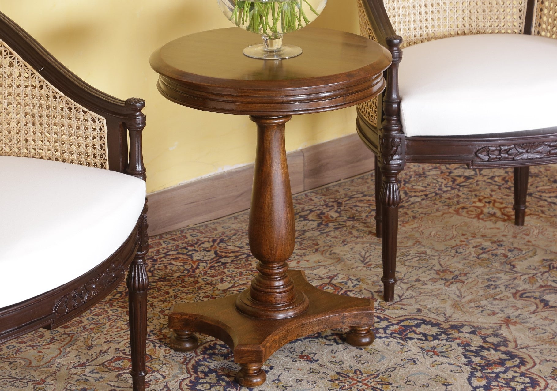 Garstin Table