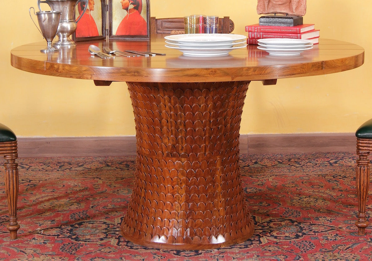 Harford Fish Scale Dining Table