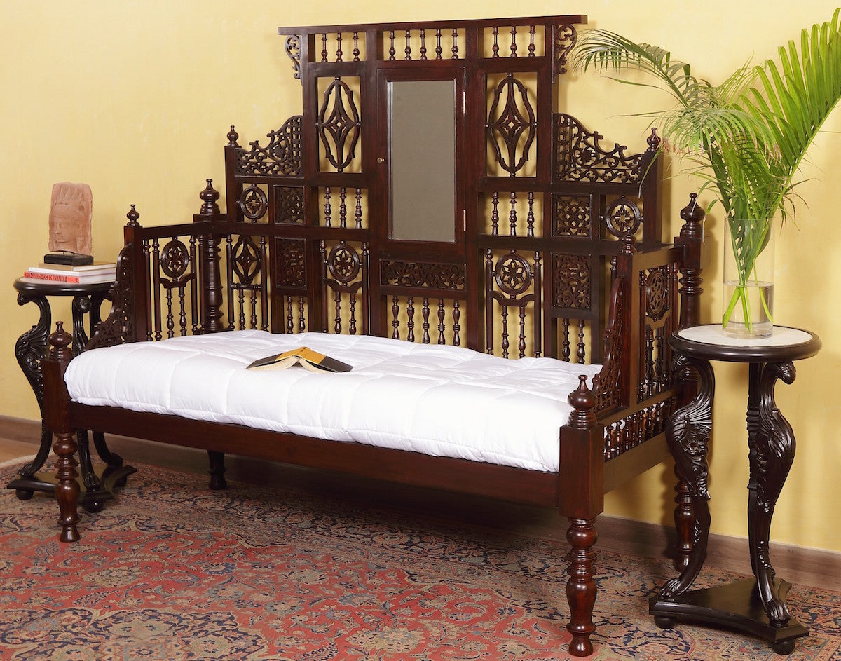 Van Hoorn Opium Bed