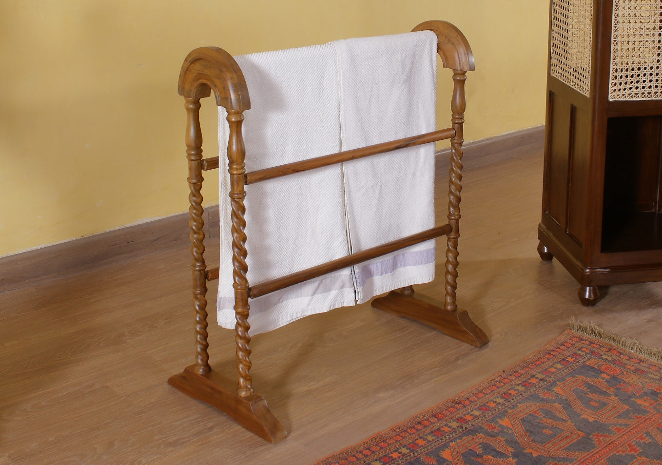 Adams Towel Stand