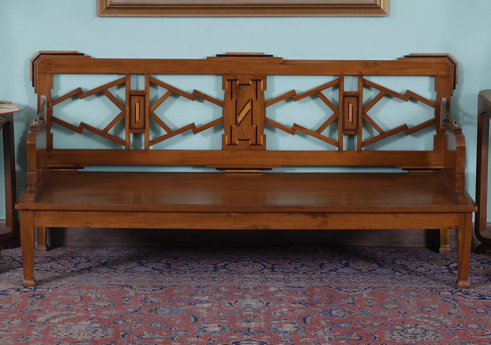 Assenburg Bench