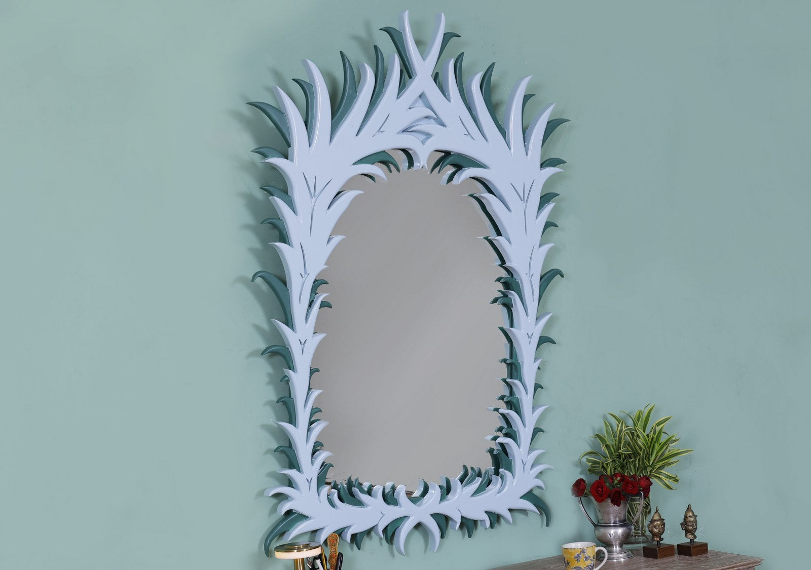 Zander Mirror Frame
