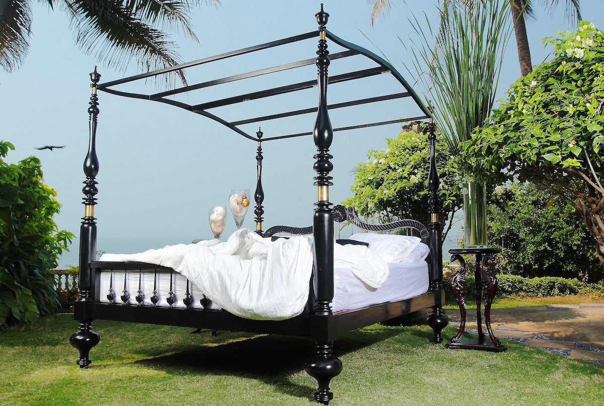 Van Goens Four Poster Bed