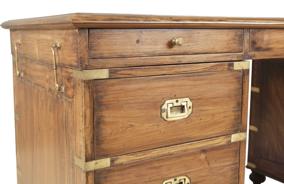Cosgrove Desk