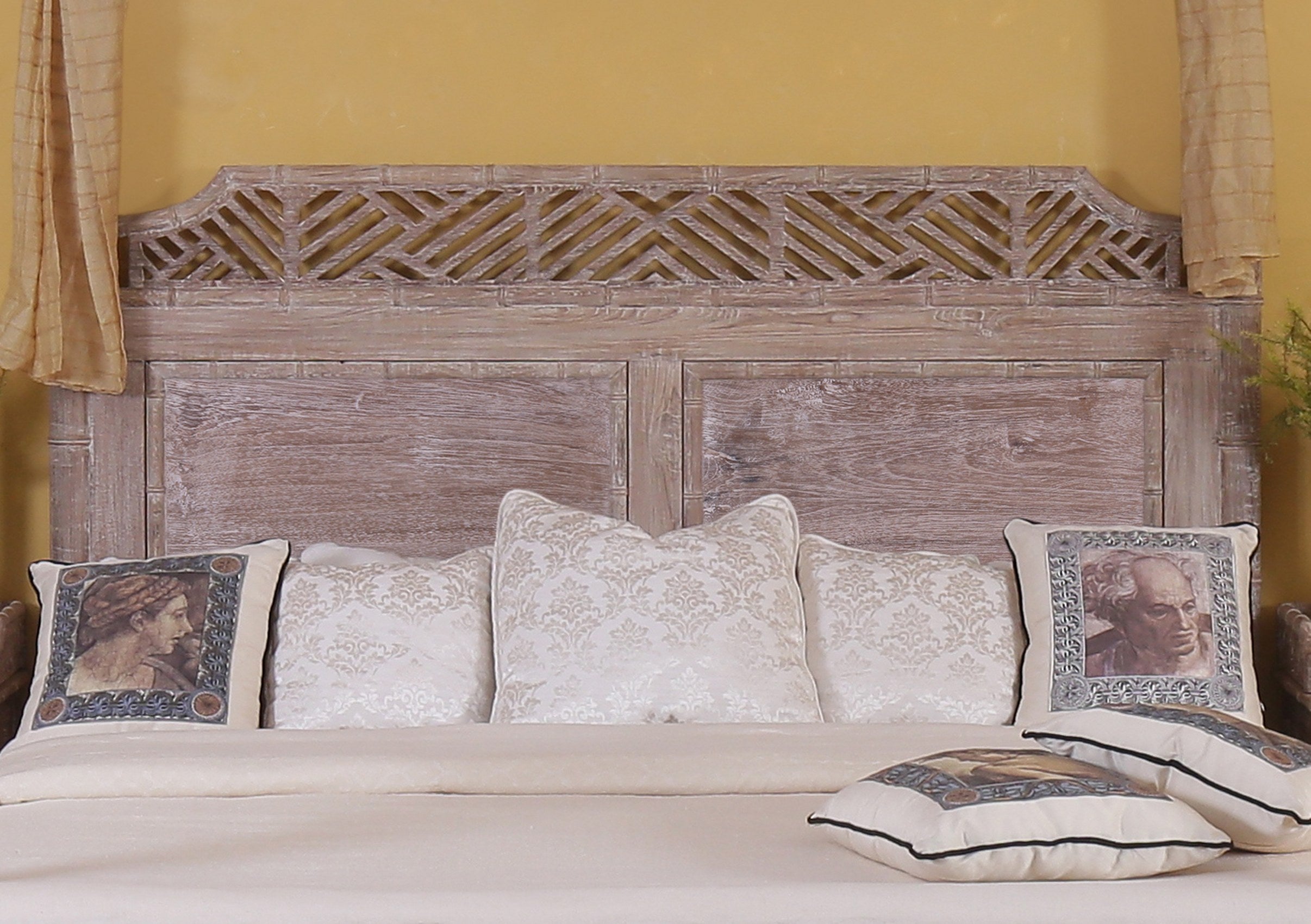 Curacao Bamboo Poster Bed