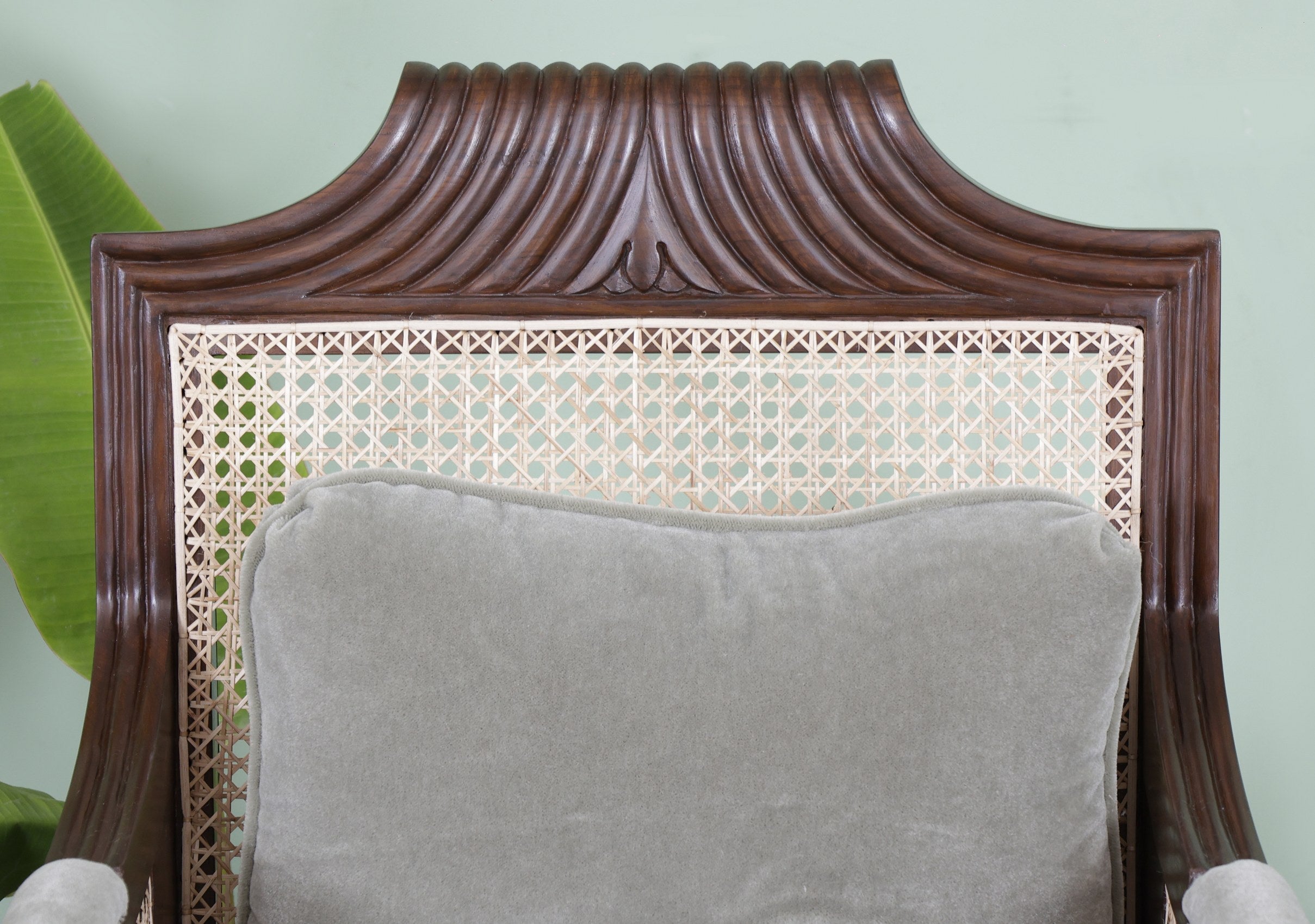 Nicolay Armchair