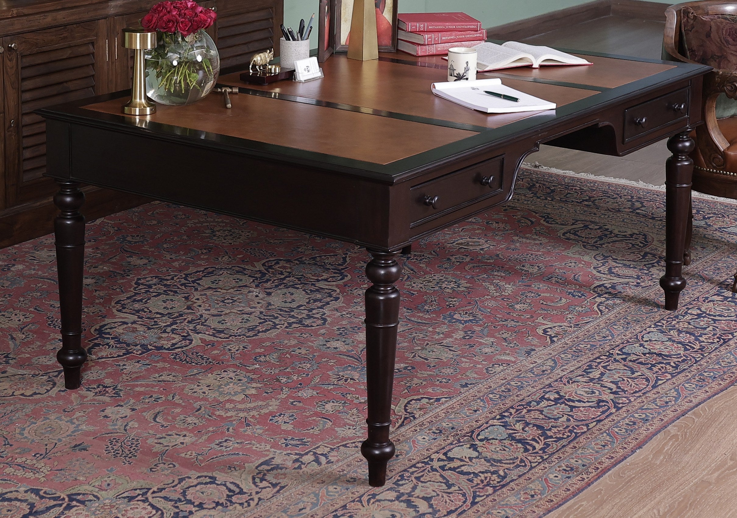 Symonds Desk