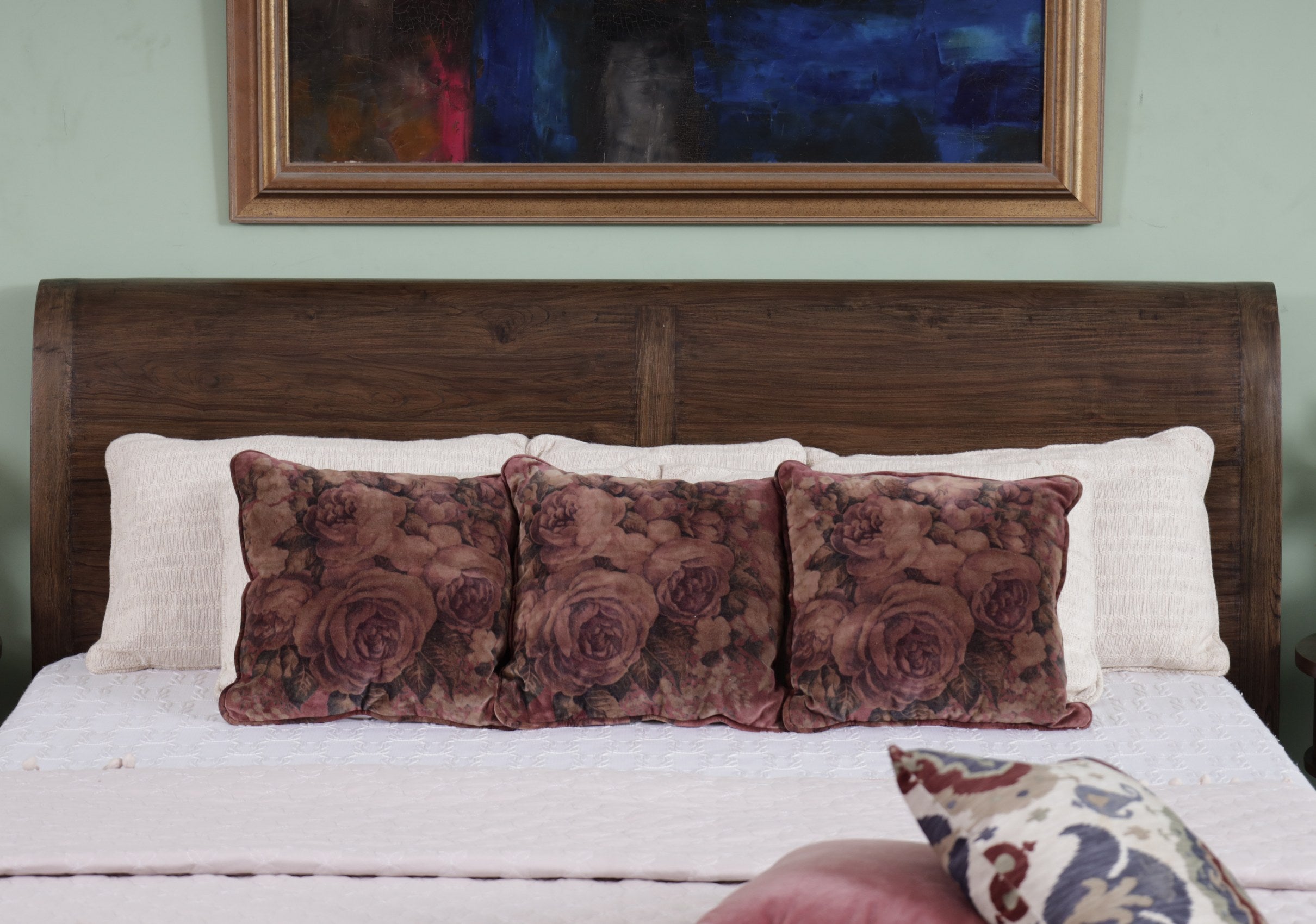 Jerningham Bed