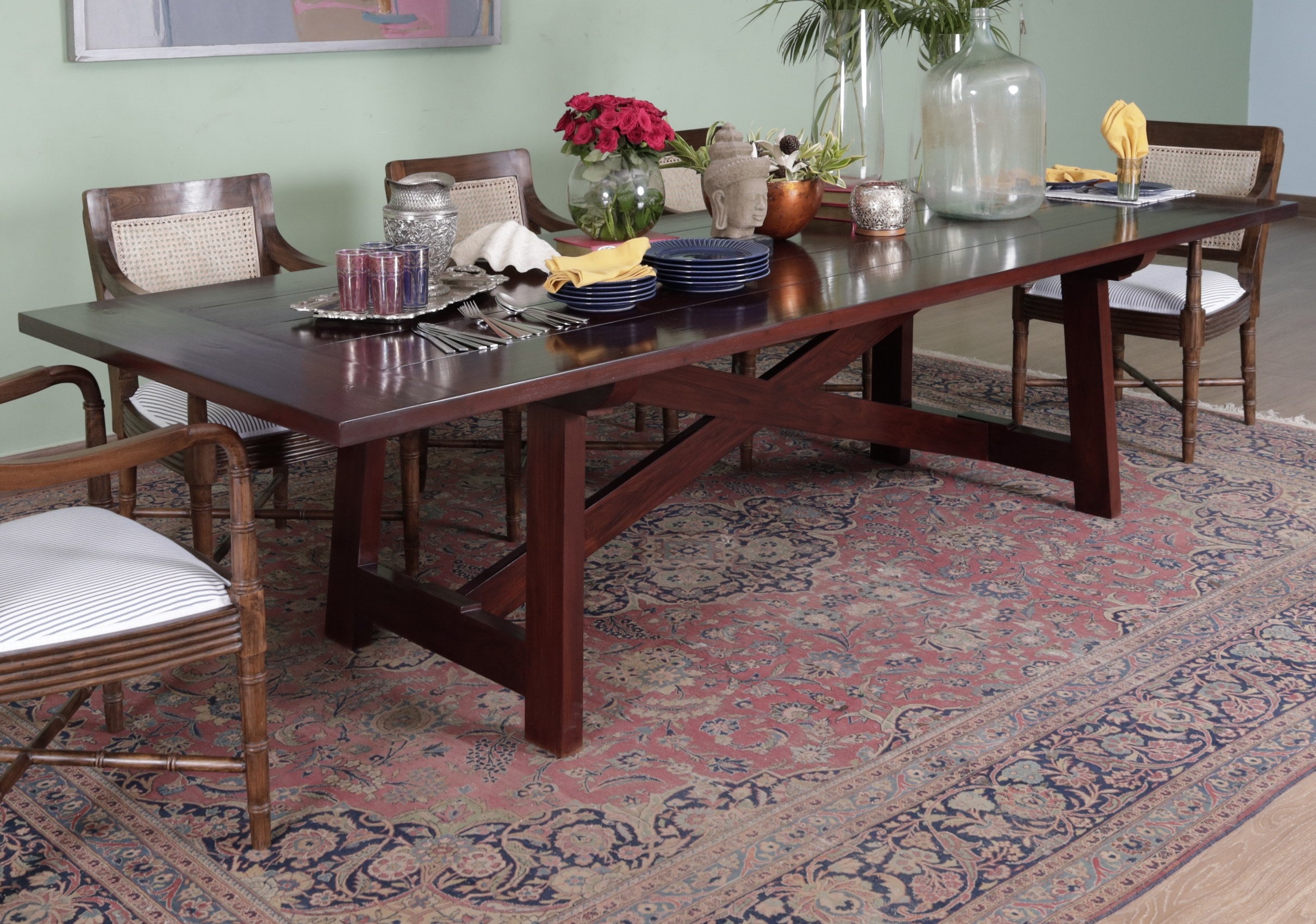 Hill Dining Table