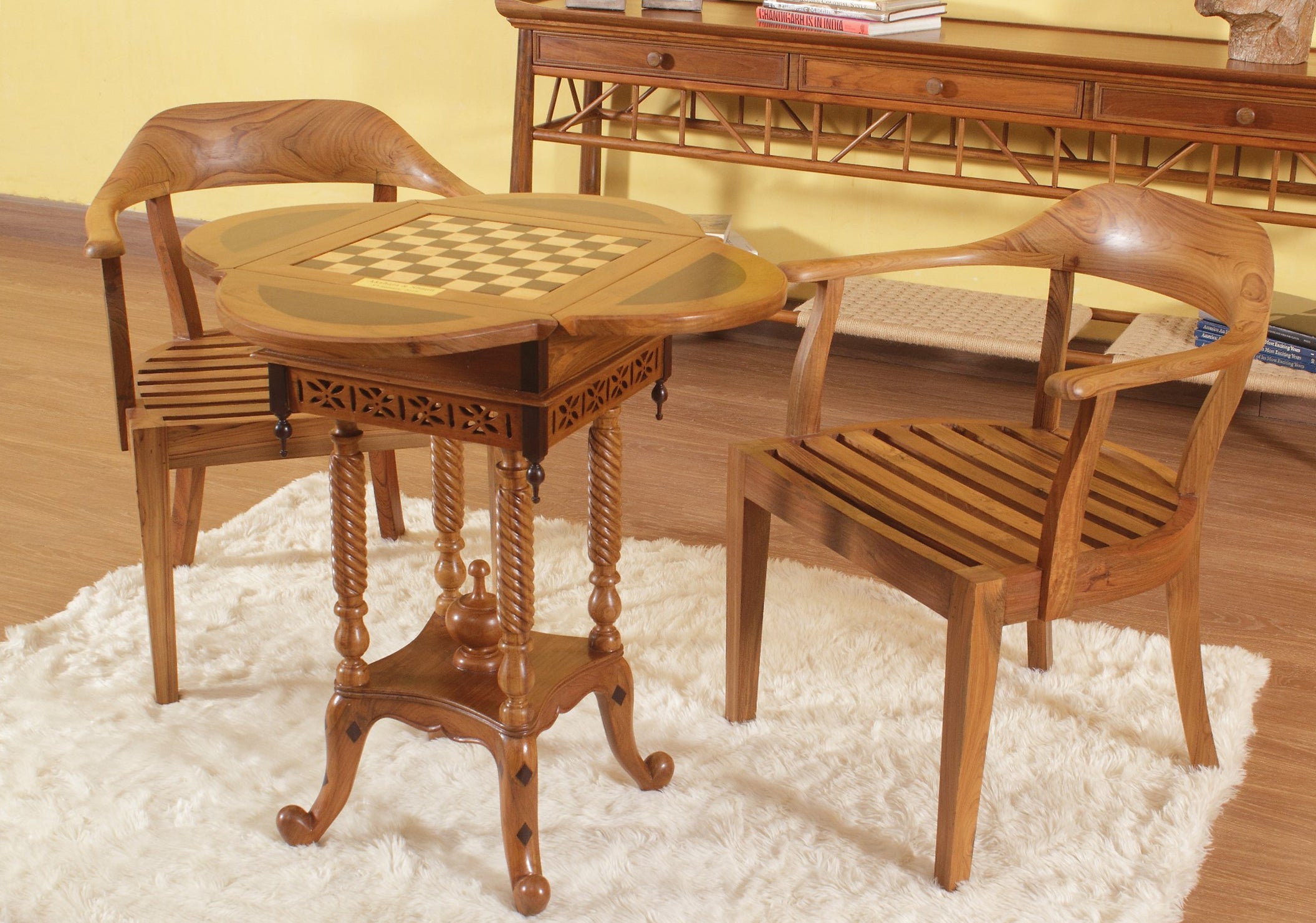 Hare Chess Table