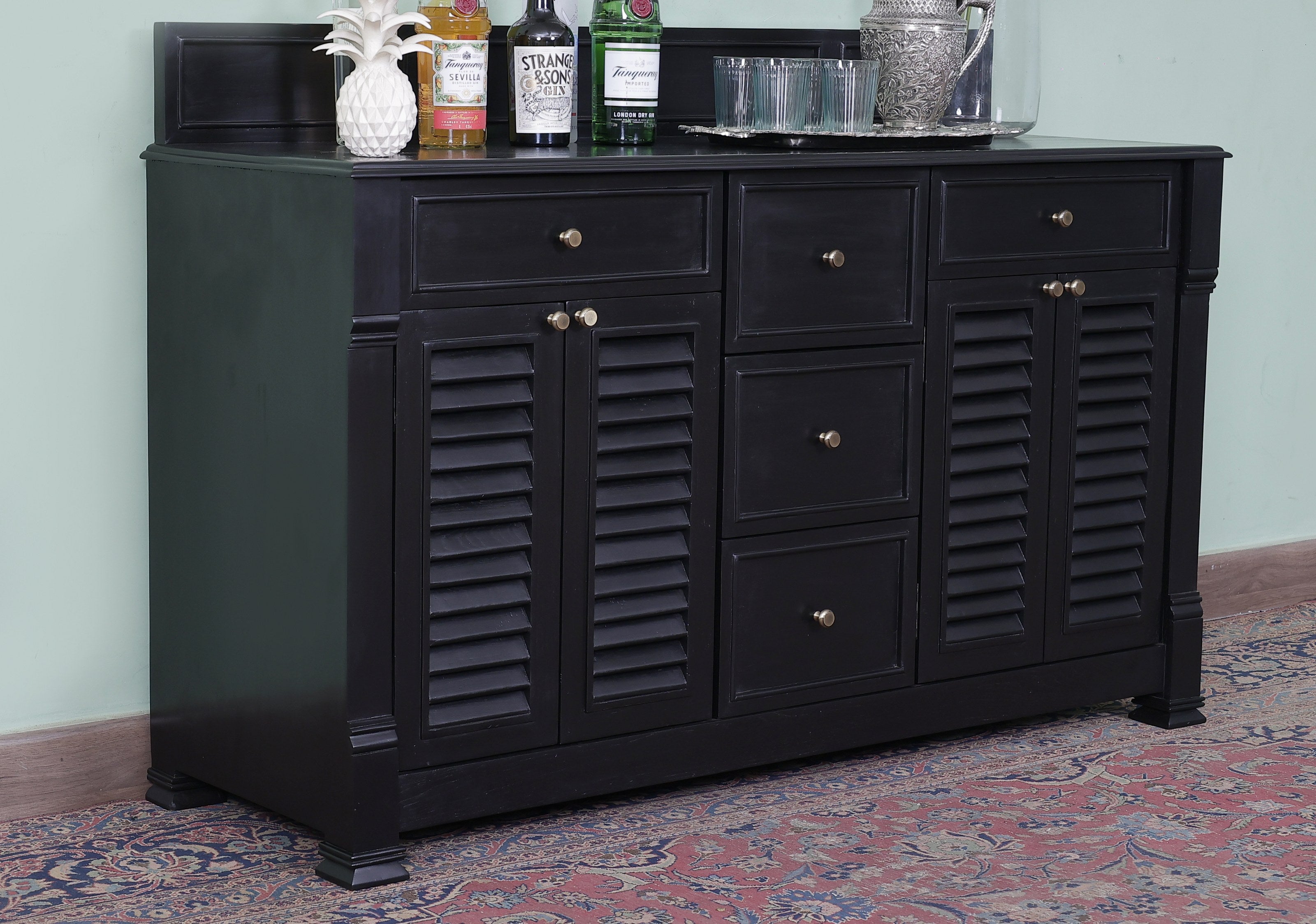 Hallor Vanity