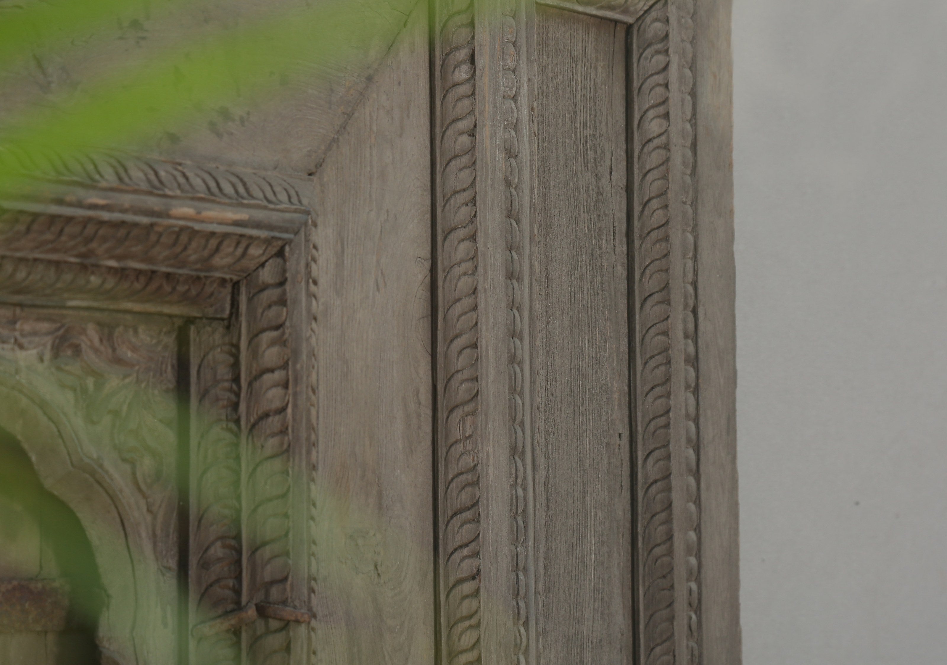 Varenne Antique Jharokha