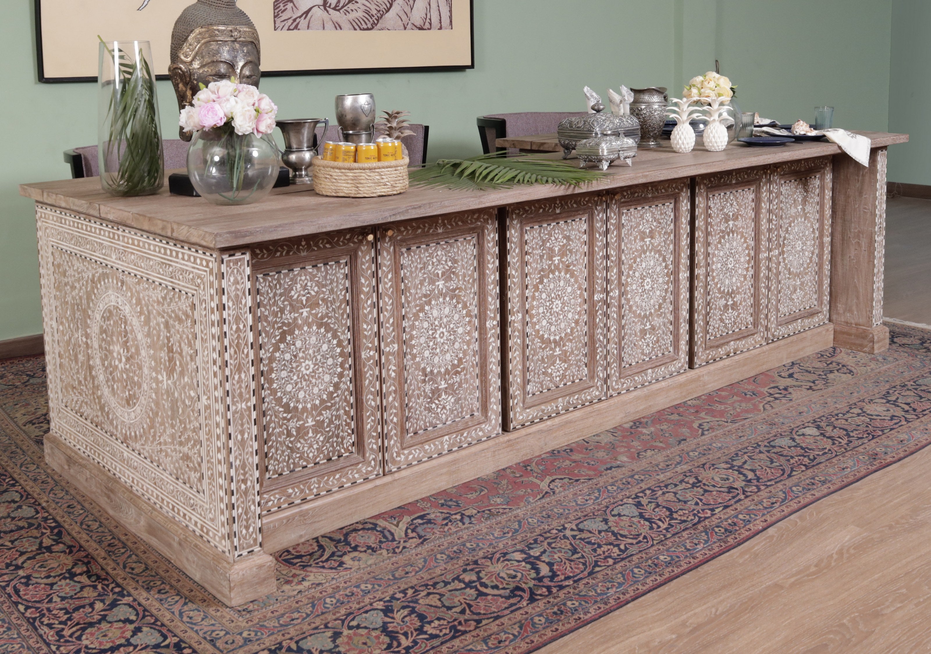 Cashin Bar Counter