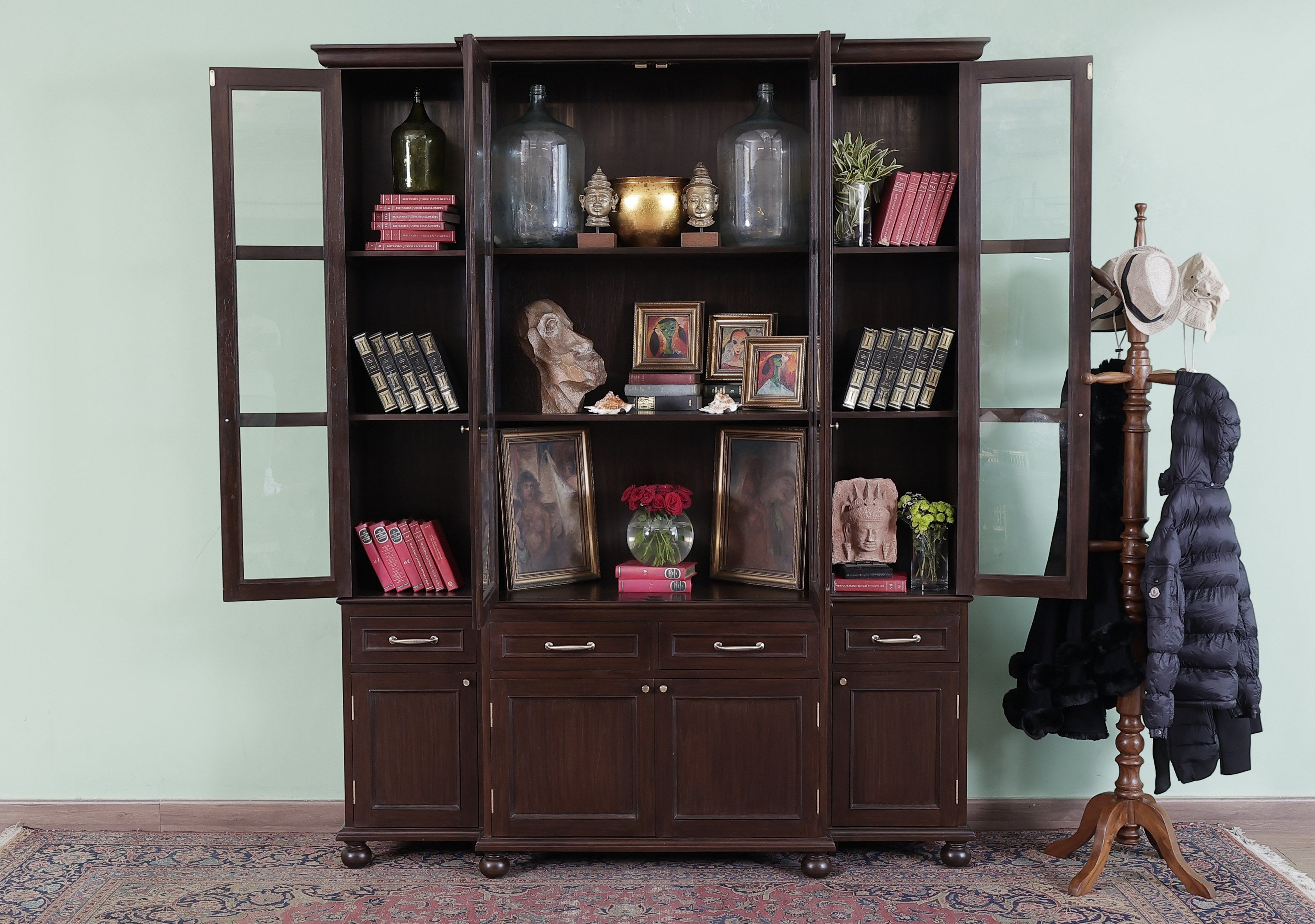 Westmead Cabinet