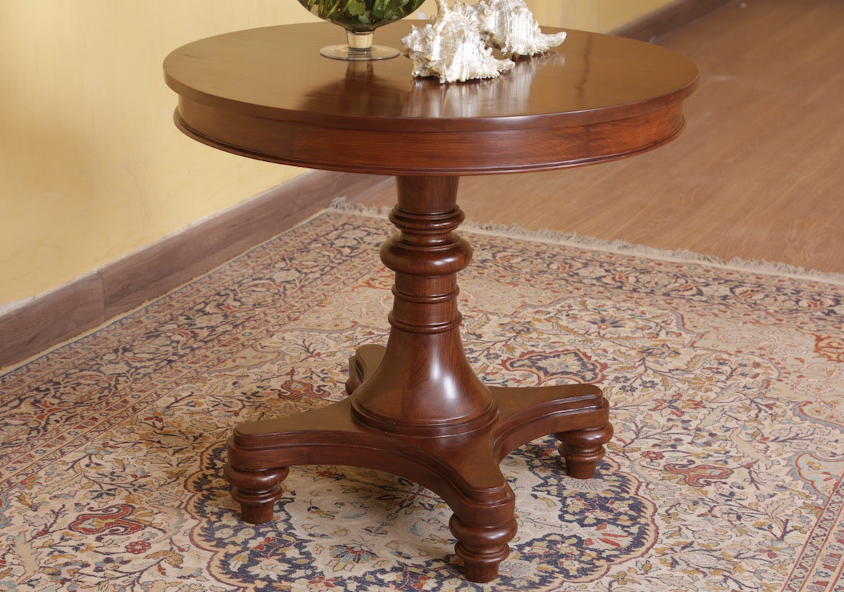 Estrada Table