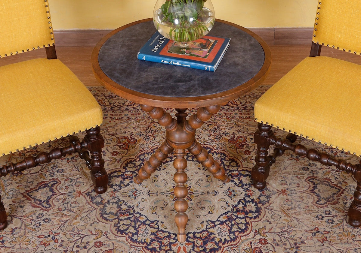 Luis Table