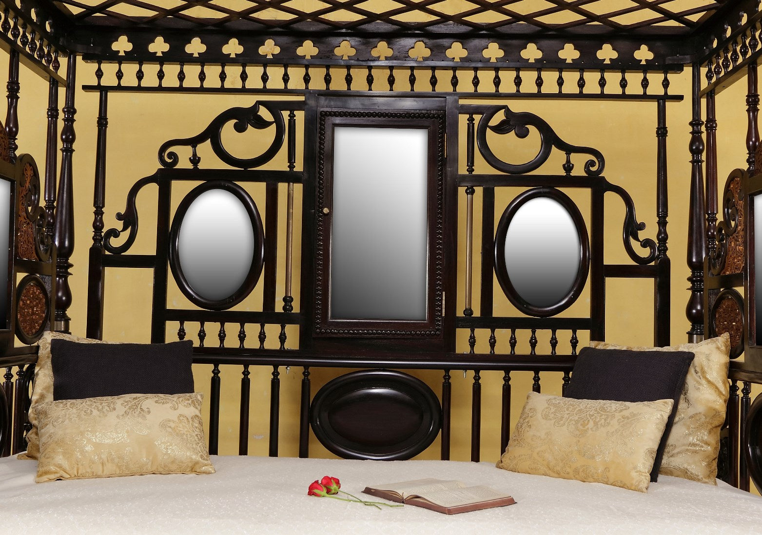 Dundas Day Bed