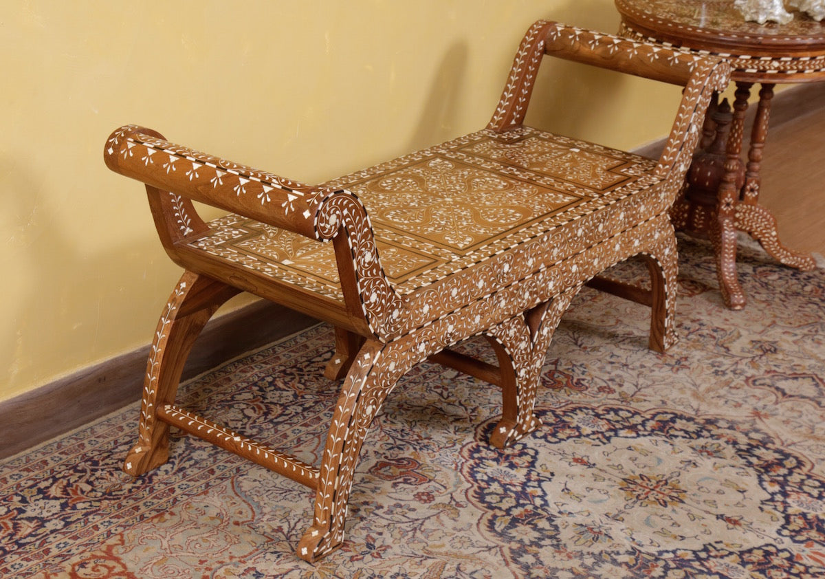 Walrond Bench